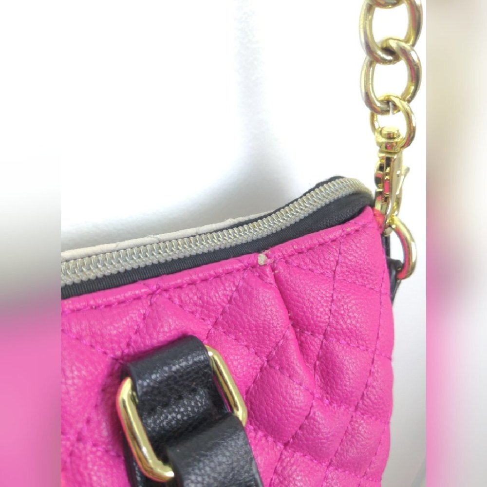 Betsey Johnson Womens Pink Quilted Shoulder Bag - Picture 2 of 14
